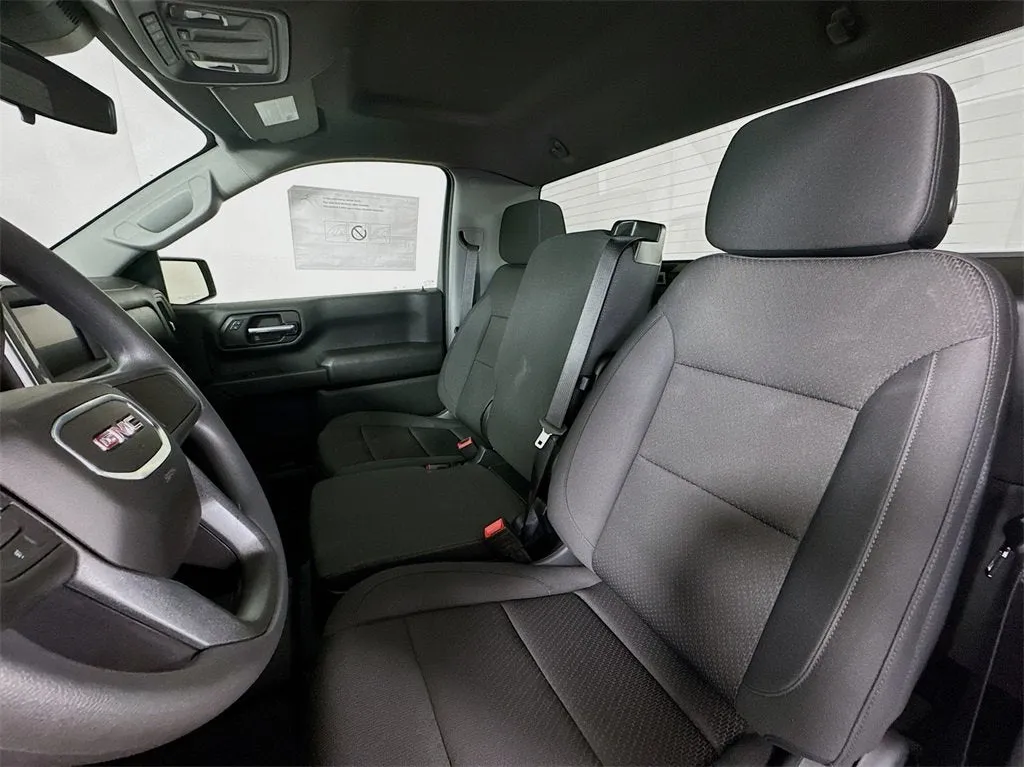 2025 GMC Sierra 1500 seats