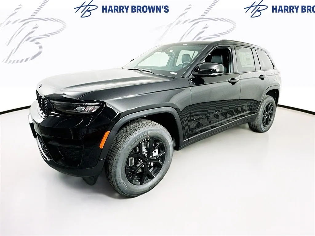 2025 Jeep Grand Cherokee exterior