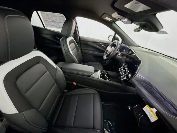 2026 Chevrolet Blazer EV Front seats