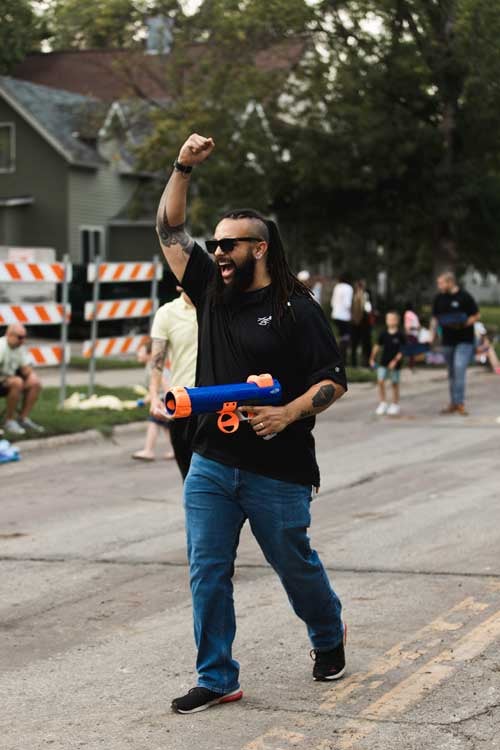 Harry Brown's t-shirt giveaway